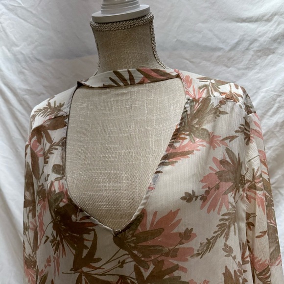 Catherine’s Sheer Brown and Pink Blouse/Cover Up Size 26/28W - Picture 2 of 8